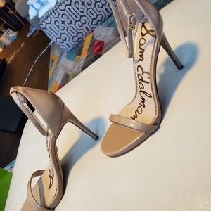 Sam Edelman Ariella Nude Patent sandal